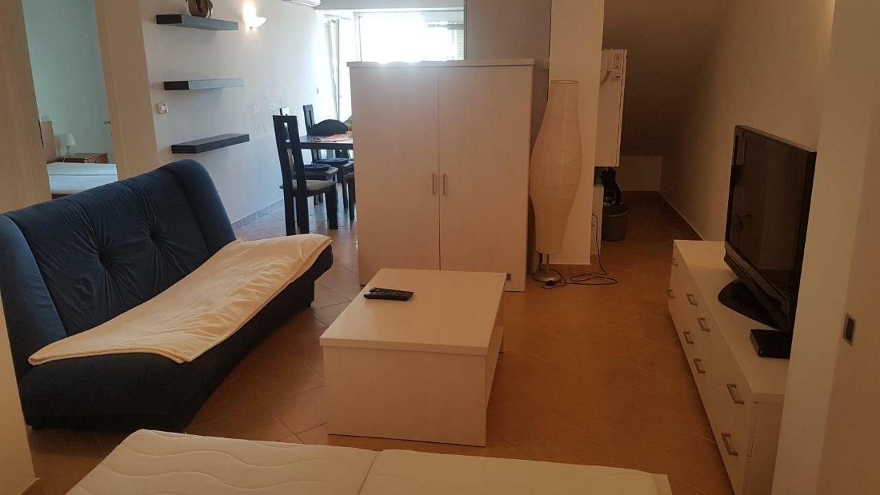 Apartment Katarina Црвени-Врх Экстерьер фото