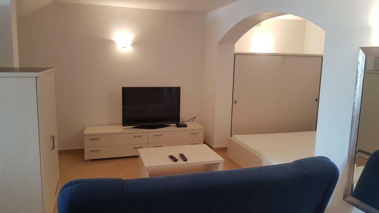 Apartment Katarina Црвени-Врх Экстерьер фото